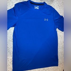 Men’s Under armor t-shirt